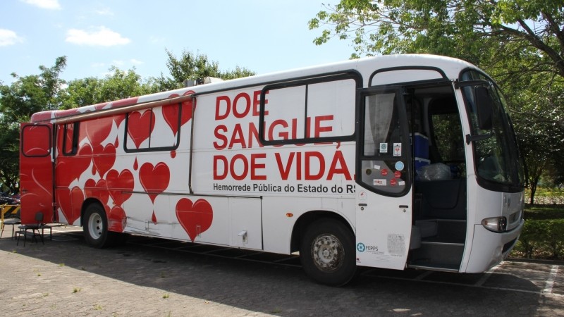 20121214170149hemocentro-unidade-movel.jpg