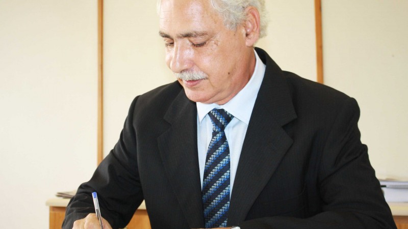 20121227123309boneco-ciro.jpg