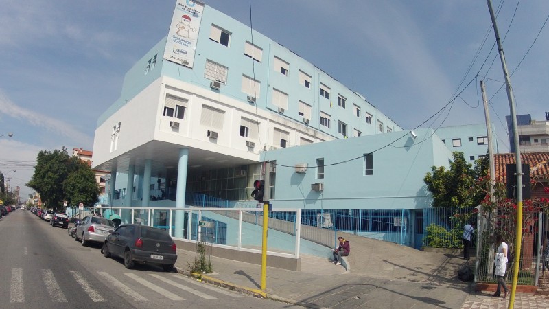 20131010163713hospital-universitario-sao-francisco.jpg