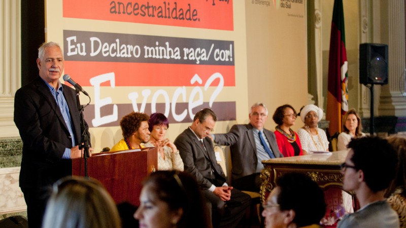 20131114171857secretario-ciro-simoni.jpg