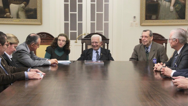 20140714135921santa-casa-porto-alegre.jpg