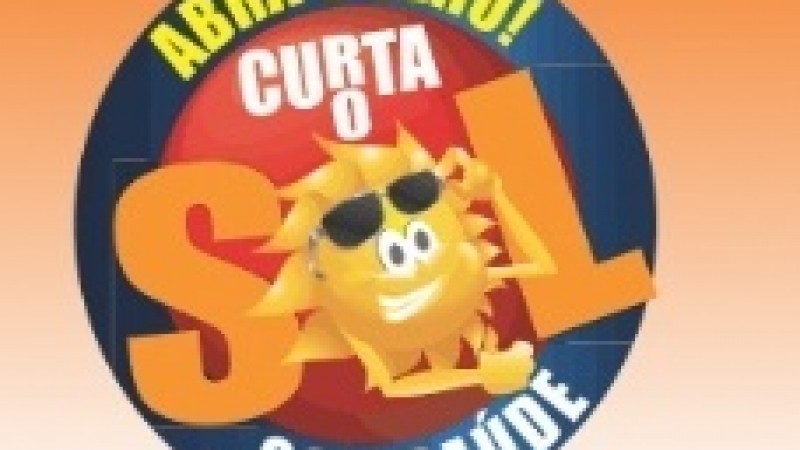 Logotipo da campanha com um sol de óculos sorrindo dentro de um círculo e as mensagens: Abra o olho! Curta o Sol com saúde.