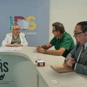 A secretária discutiu com o prefeito e o diretor executivo melhorias na unidade