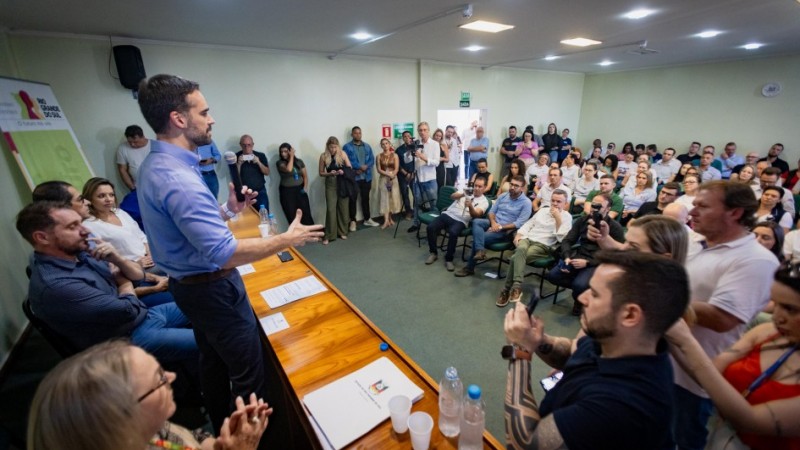 "Seguiremos trabalhando para garantir cada vez mais o que a população precisa e merece”, ressaltou Leite.