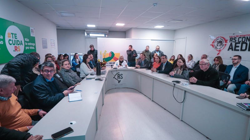 Secretaria Estadual e gestores municipais articulam ações para manter serviços durante recuperação judicial da instituição.