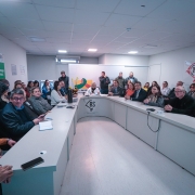 Secretaria Estadual e gestores municipais articulam ações para manter serviços durante recuperação judicial da instituição.