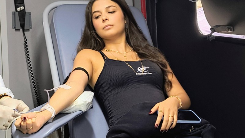 Entre os participantes estava Chiara Pires, de 17 anos, aluna do 2&ordm; ano do Ensino M&eacute;dio, que fez sua primeira doa&ccedil;&atilde;o.