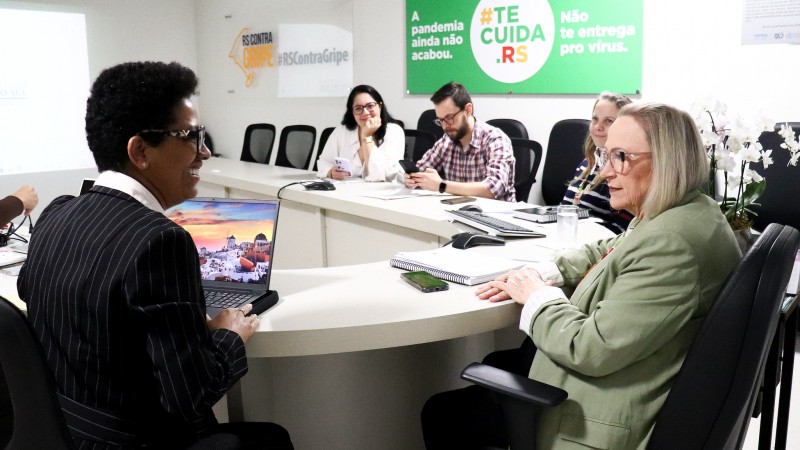 A amplia&ccedil;&atilde;o da rede de atendimento em sa&uacute;de na regi&atilde;o de Santa Maria esteve na pauta da reuni&atilde;o.